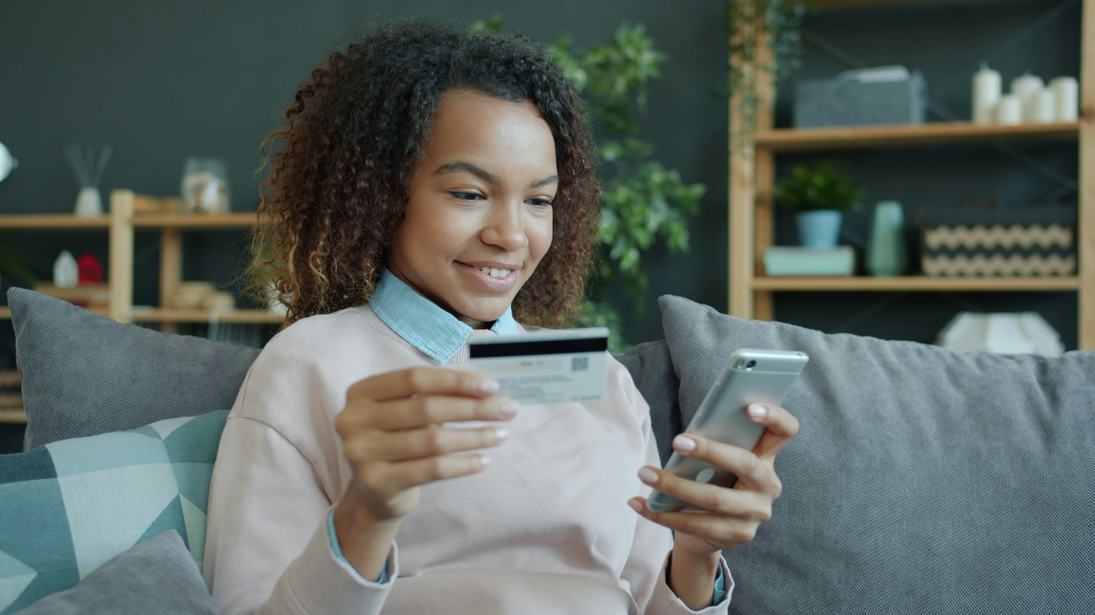 Effectuez le paiement en ligne.